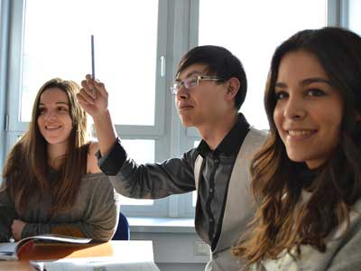 不会跑路的电话炸弹短信业务